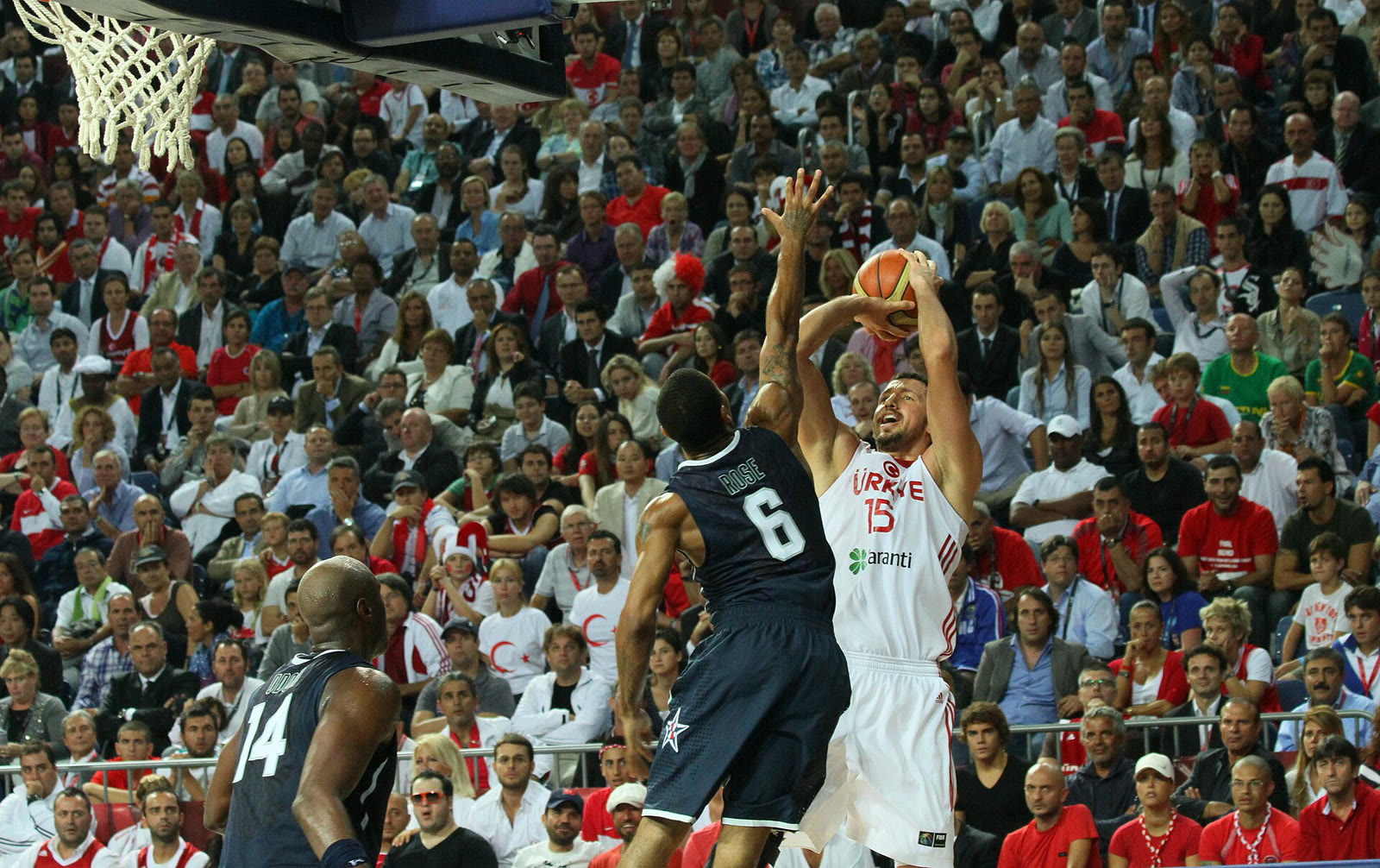 Türkiye’de oynanan bir basketbol maçı (arşiv)