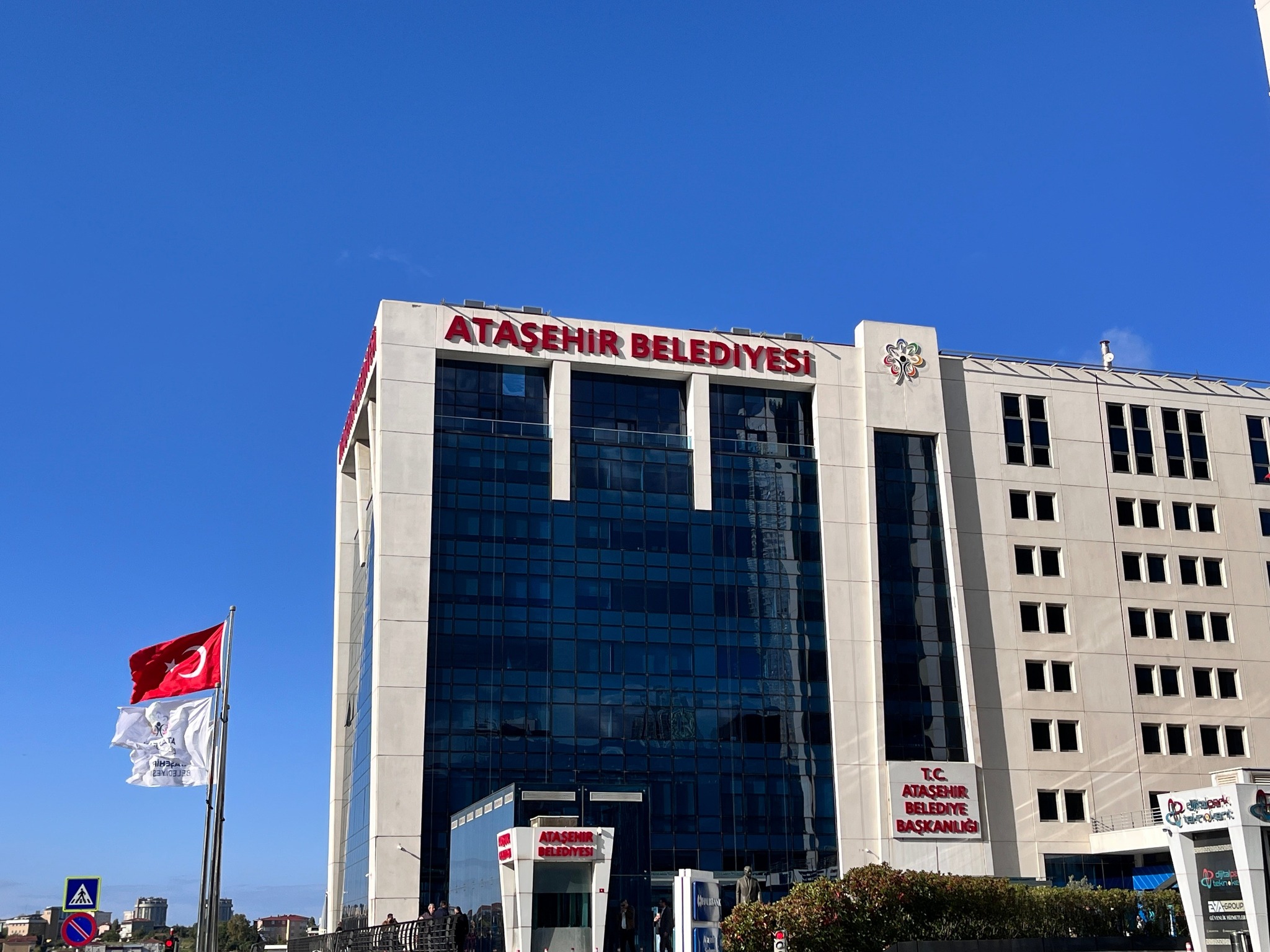 Başkan vekili seçiminin yapıldığı gün Ataşehir Belediyesi
