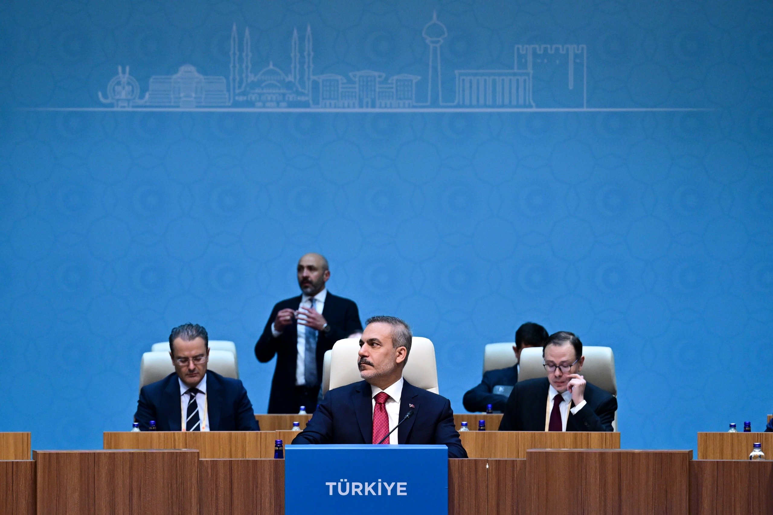 Dışişleri Bakanı Fidan toplantıya başkanlık ederken