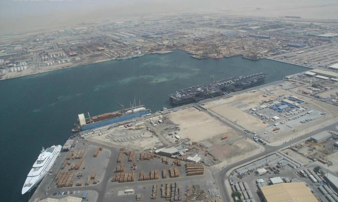 Dubai'deki Cebel Ali Limanı (arşiv)