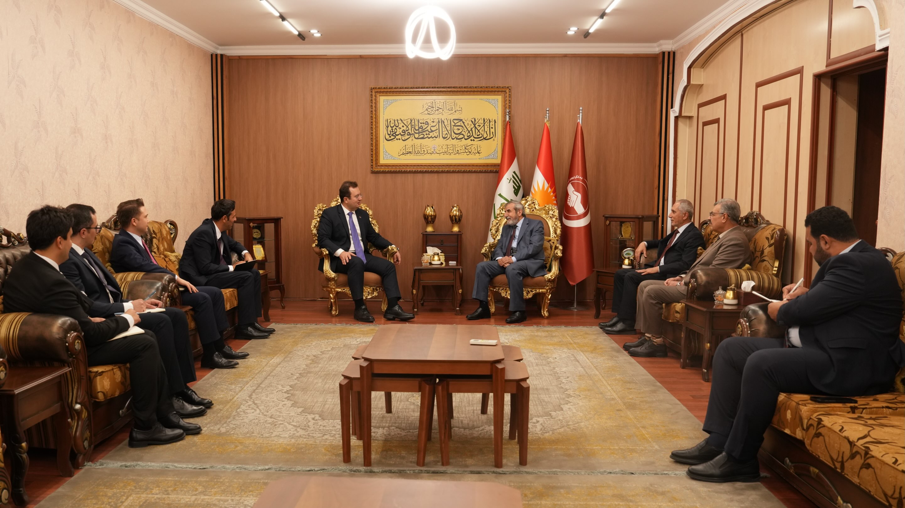 Erbil Başkonsolosluğu heyeti ile KİB yöneticilerinin görüşmesi