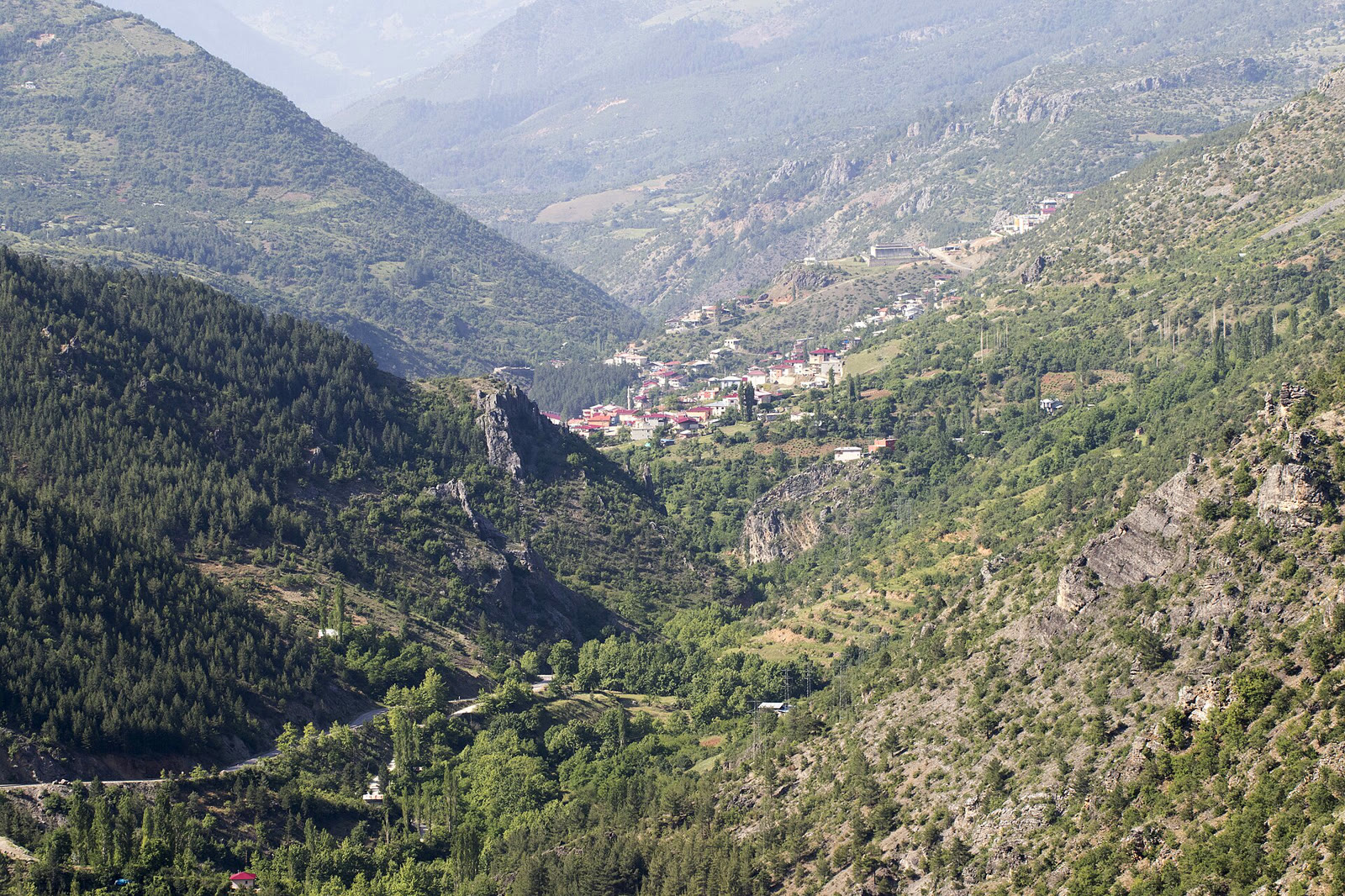 Saimbeyli'nin dağlık kırsal bölgesi (arşiv)