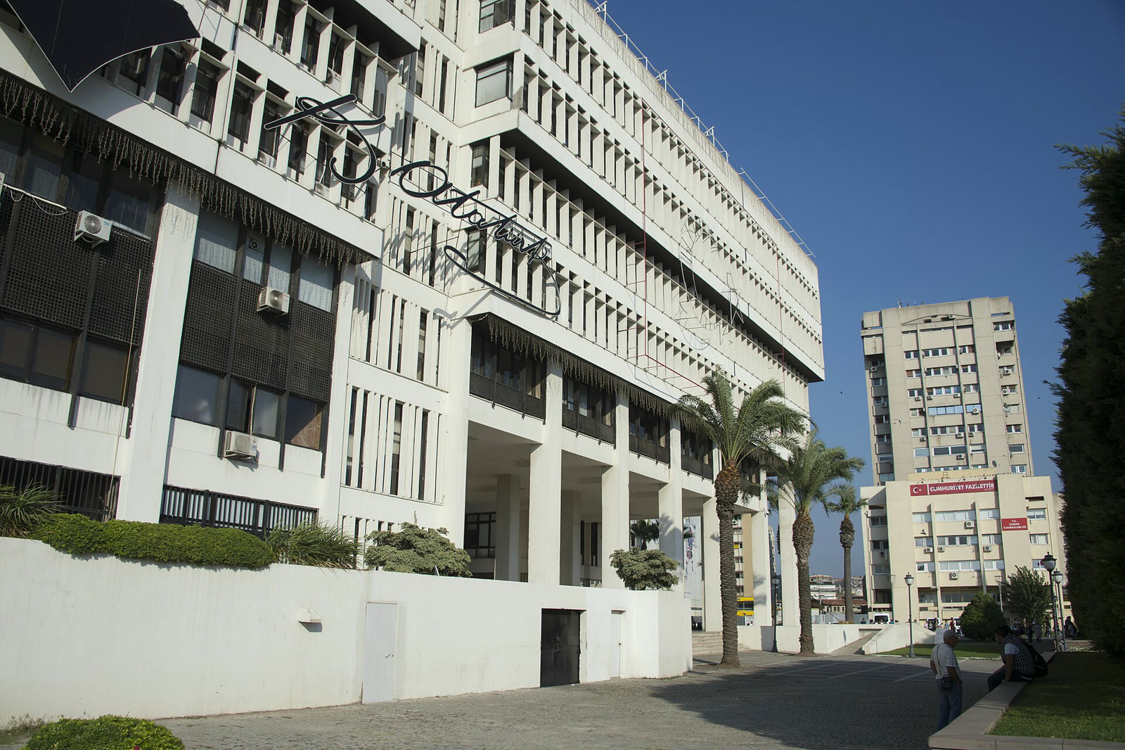 İzmir Büyükşehir Belediyesi binası (arşiv)