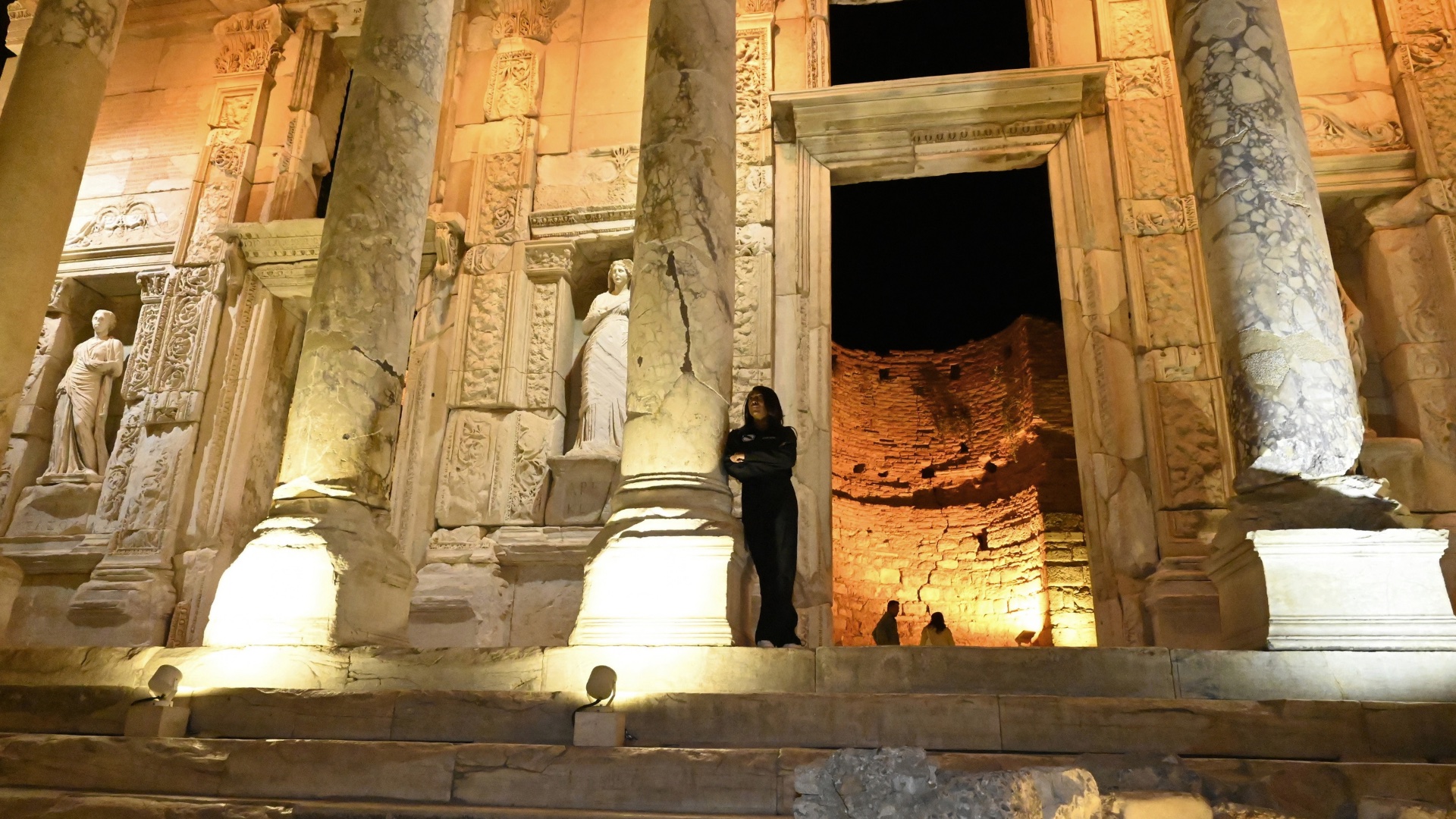 Efes Antik Kenti gece ziyareti