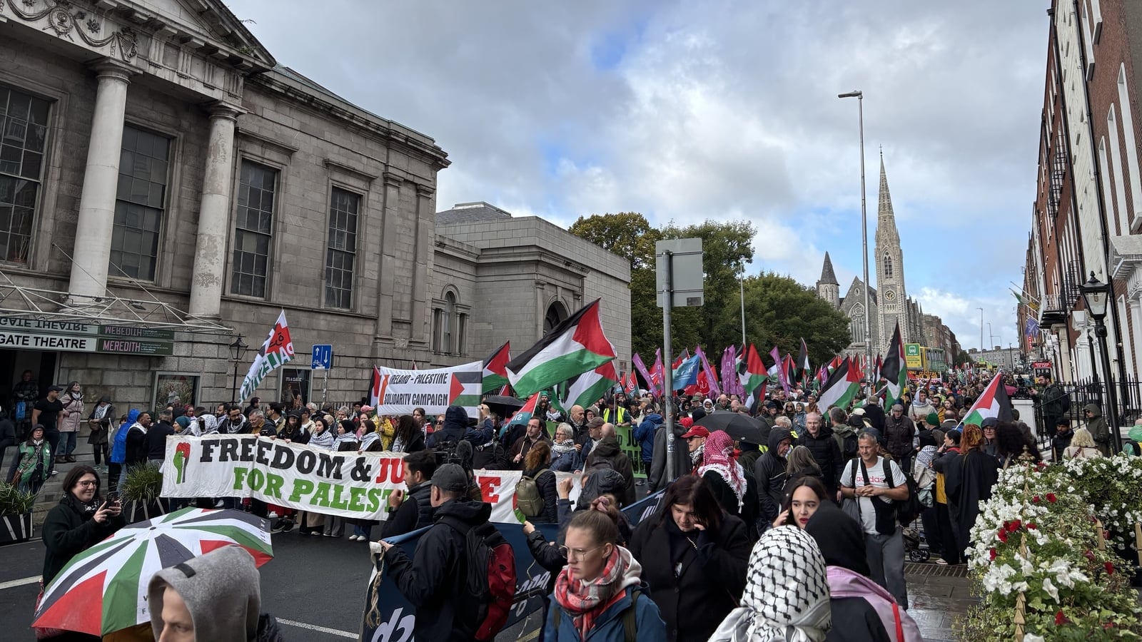 Dublin'de Filistin'e destek yürüyüşü (10 Ekim)