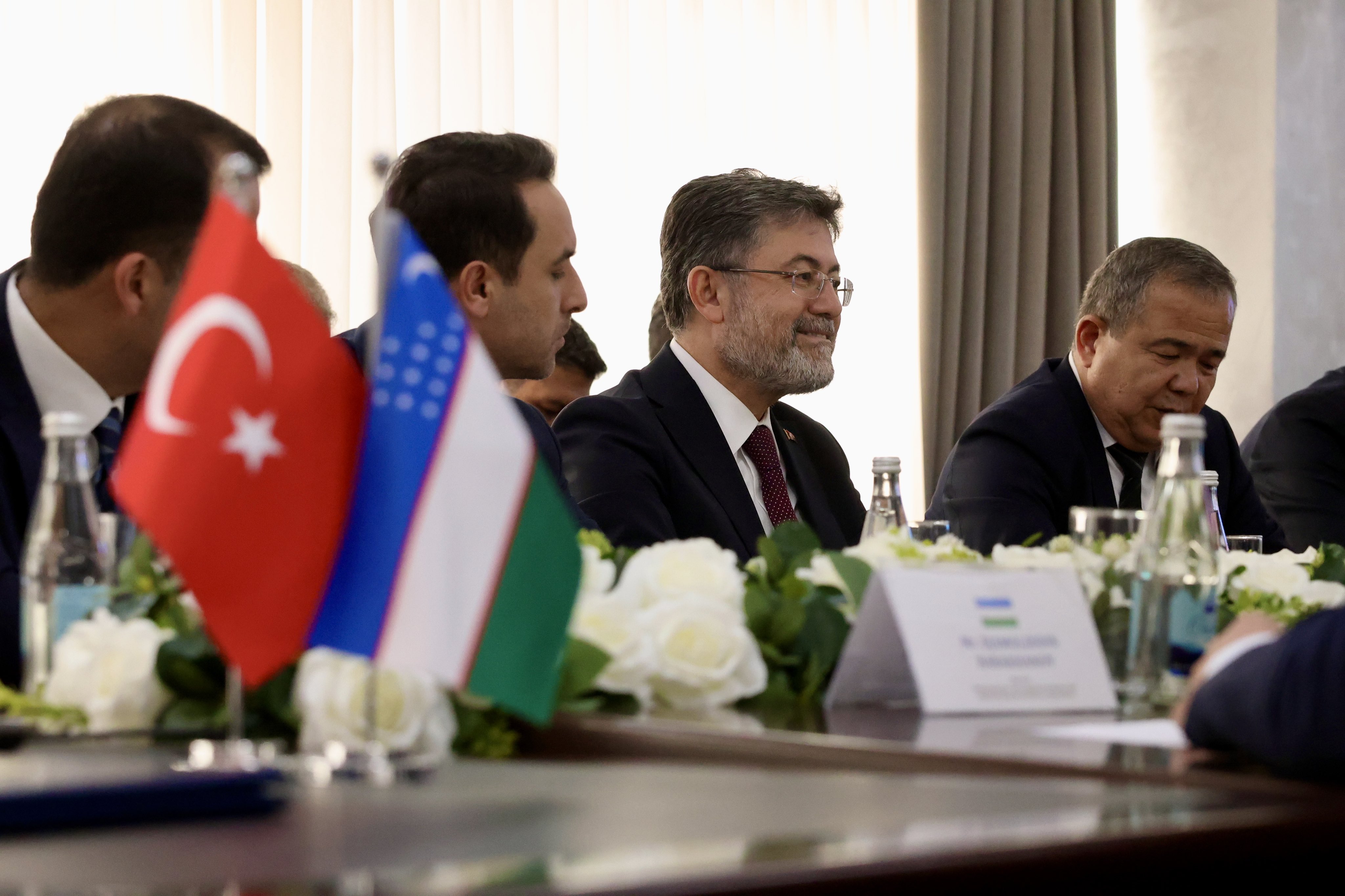 Türk ve Özbek heyetleri