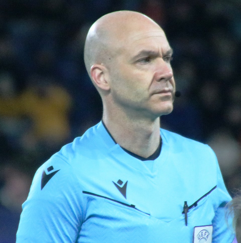 Anthony Taylor, 2025'te bir Şampiyonlar Ligi maçında (arşiv)