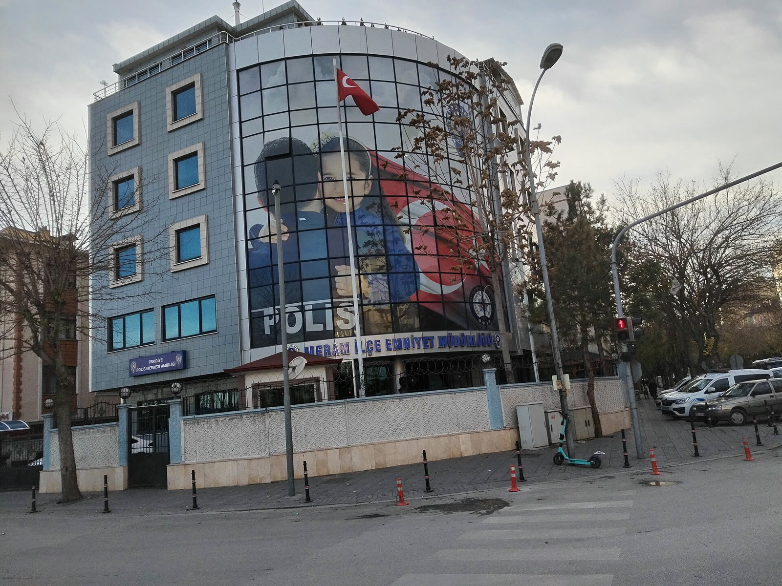 Bir ilçe emniyet müdürlüğü binası (arşiv)