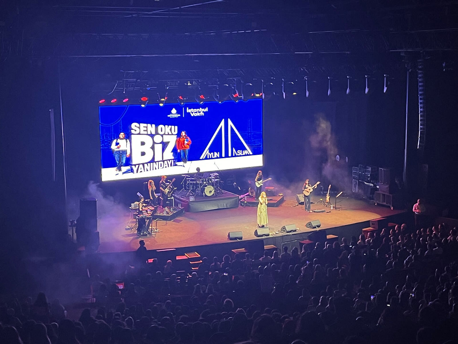 Harbiye Cemil Topuzlu Açıkhava Tiyatrosu’nda bir konser