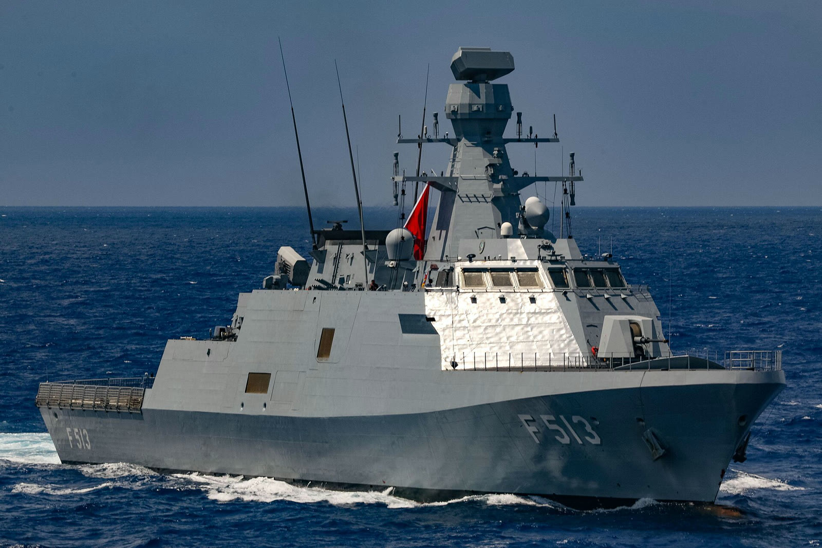 TCG Burgazada (F-513) korveti (arşiv)