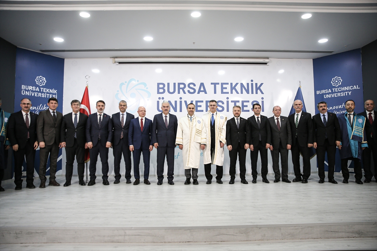 Bursa Teknik Üniversitesinin akademik yıl açılış töreni