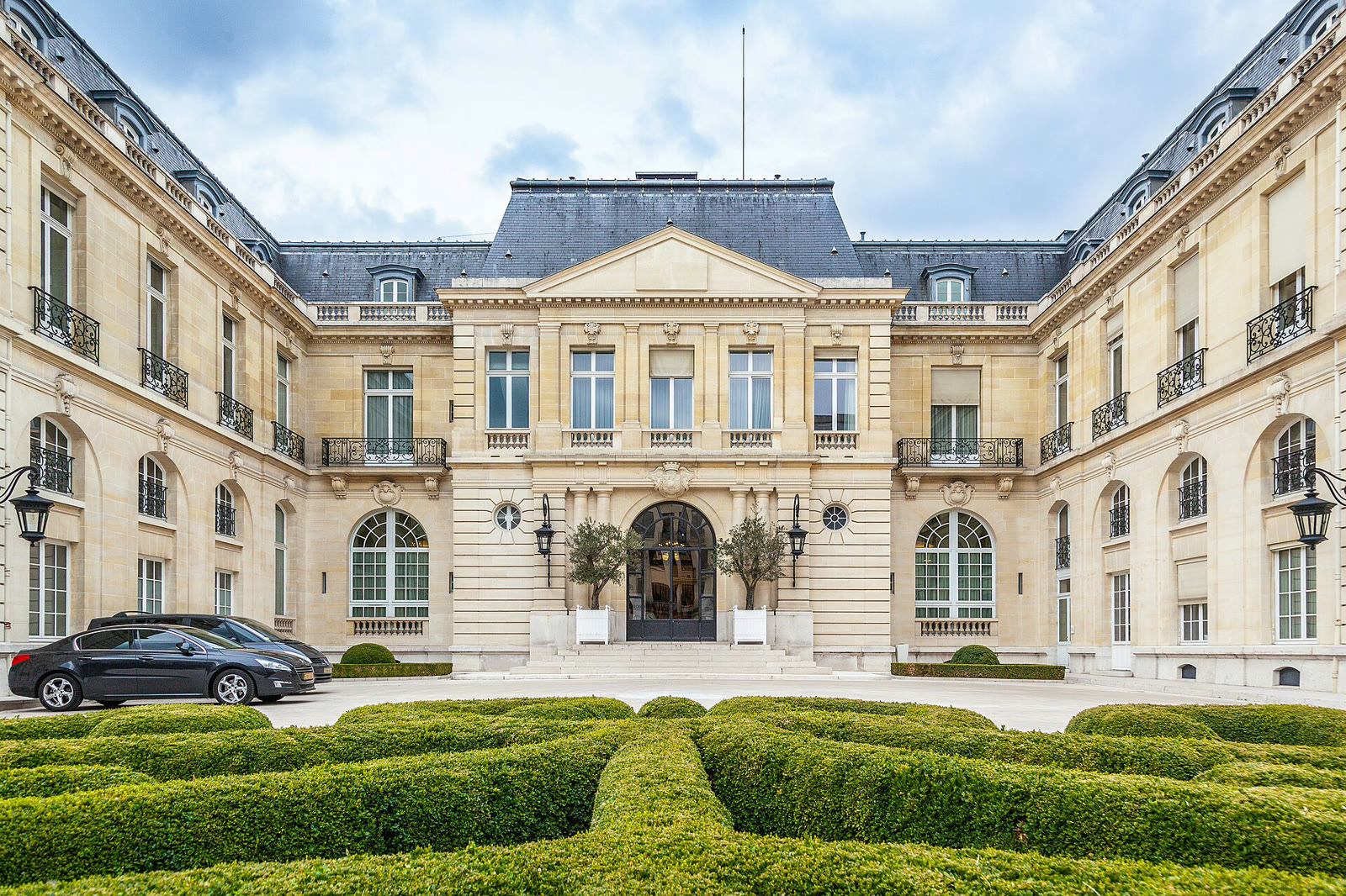 OECD'nin Paris'teki genel merkezi Château de la Muette (arşiv)