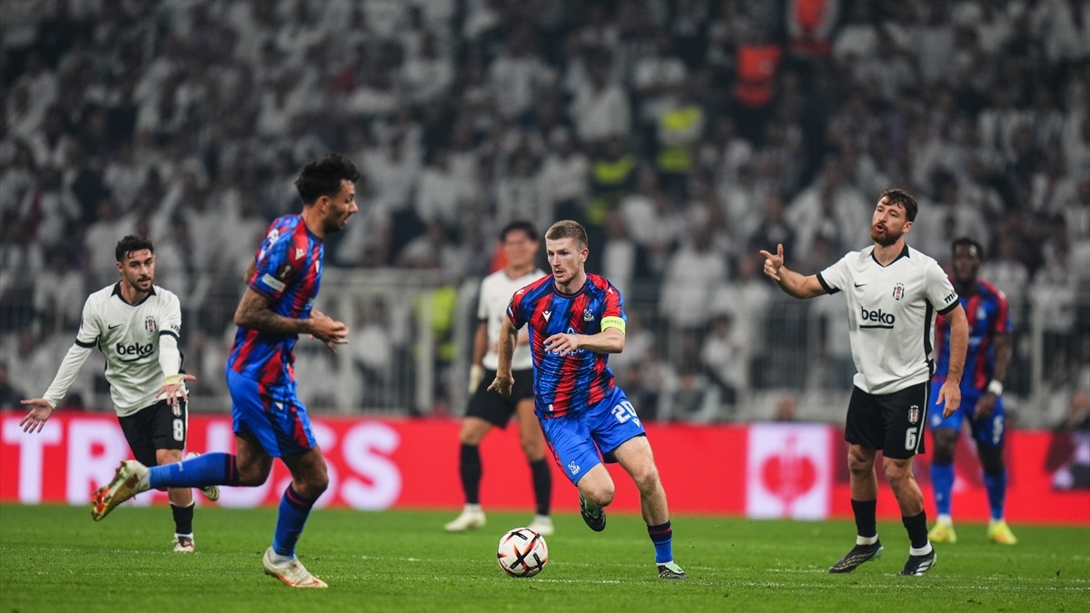 Beşiktaş ile Crystal Palace arasındaki UEFA Avrupa Ligi maçından bir an