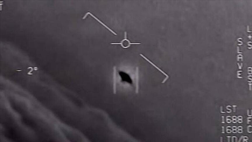 Pentagon'un daha önce yayımladığı bir UFO kaydından kare
