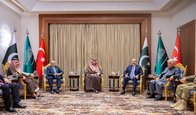 Suudi, Türk ve Pakistanlı heyetler Riyad'da